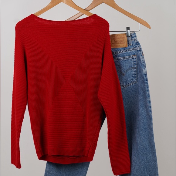 Women red wool and Cashmere  sweater sizes large, red Christmas sweater large. - Picture 3 of 9